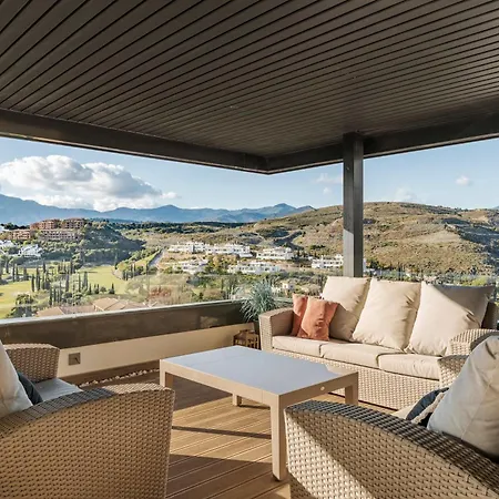 Hoyo19 10 Views Luxury